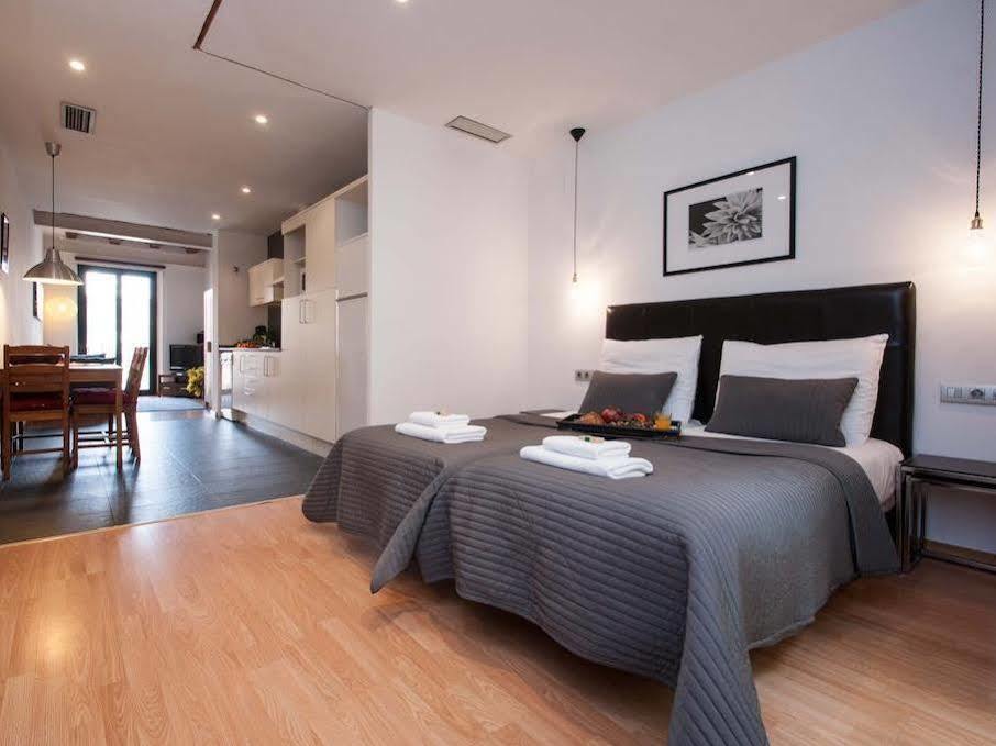 Short Stay Group Liceu Serviced Apartments Barcelona Luaran gambar